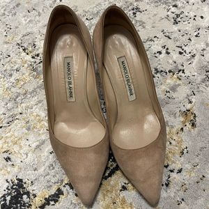 Manolo beige suede heels